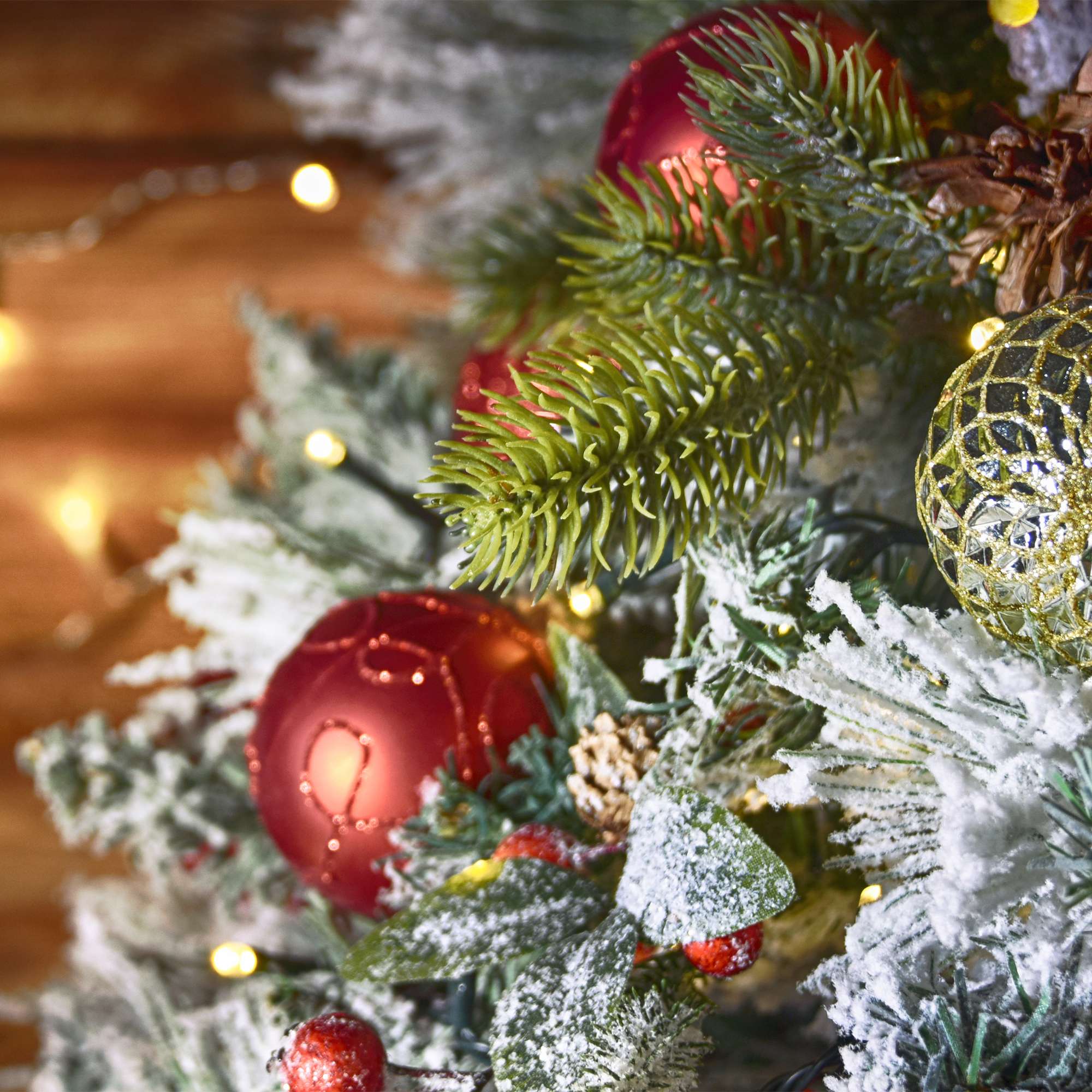 4 Ideeën voor kerstversiering met sjablonen 4 Ideeën voor kerstversiering met sjablonen